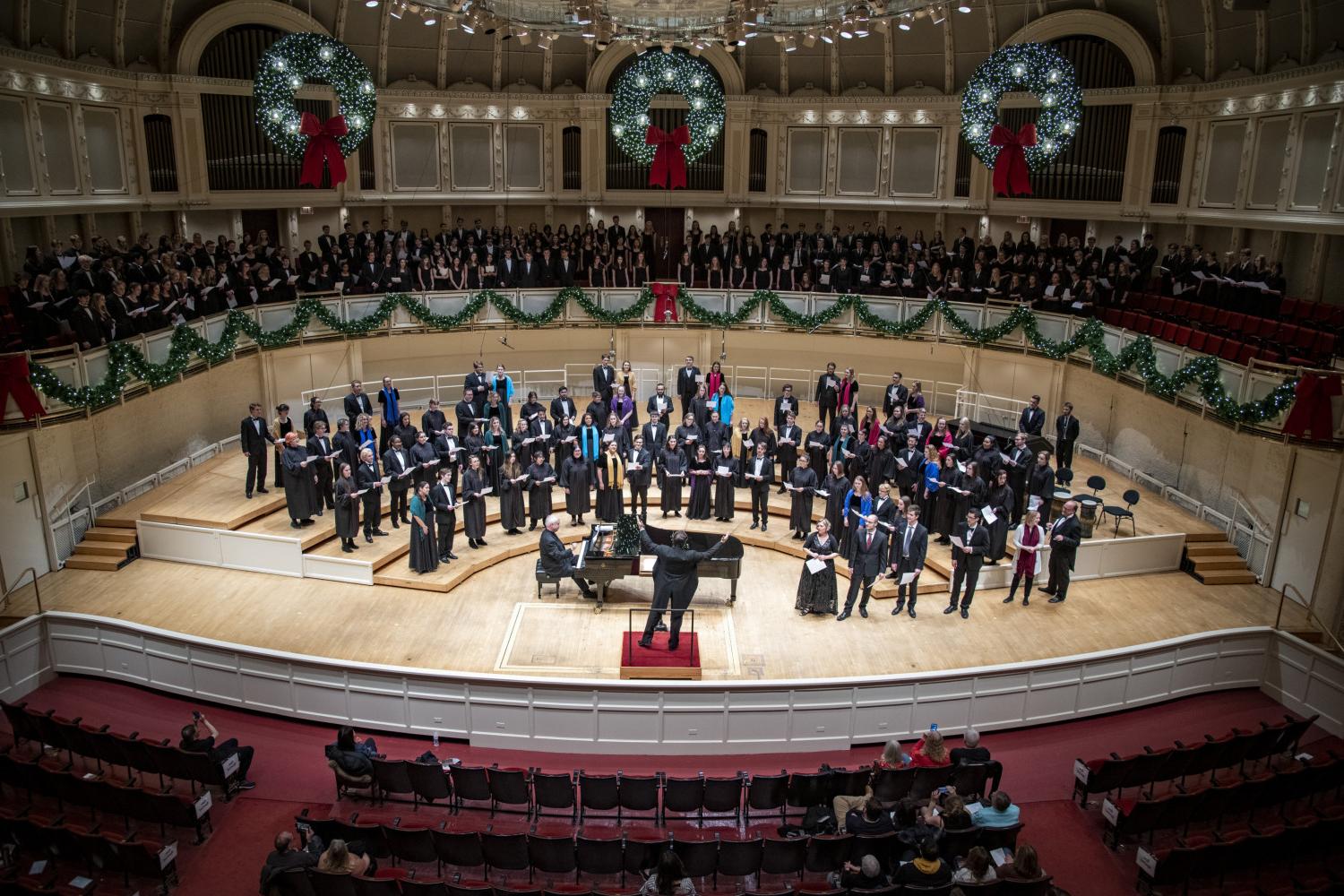 <a href='http://gr.goudounet.com'>全球十大赌钱排行app</a>合唱团在芝加哥交响音乐厅演出.